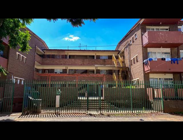 BUSINESS FOR SALE IN BELLEVUE